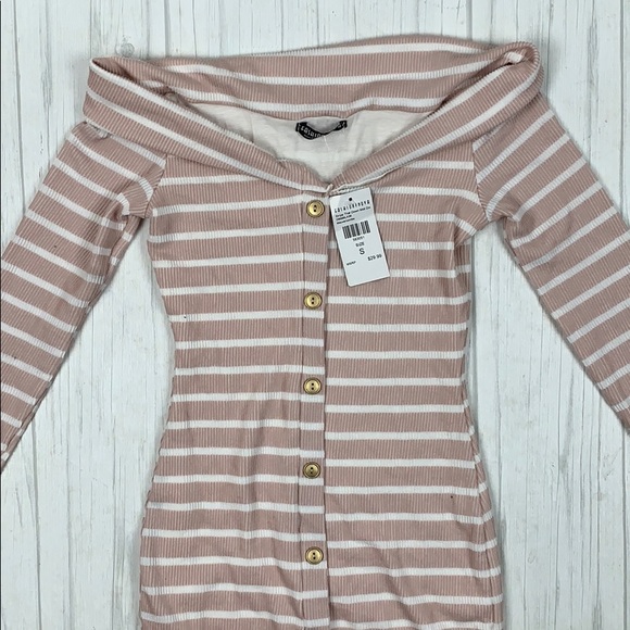 Fashionnova striped pink white off shoulder dress - Picture 7 of 8